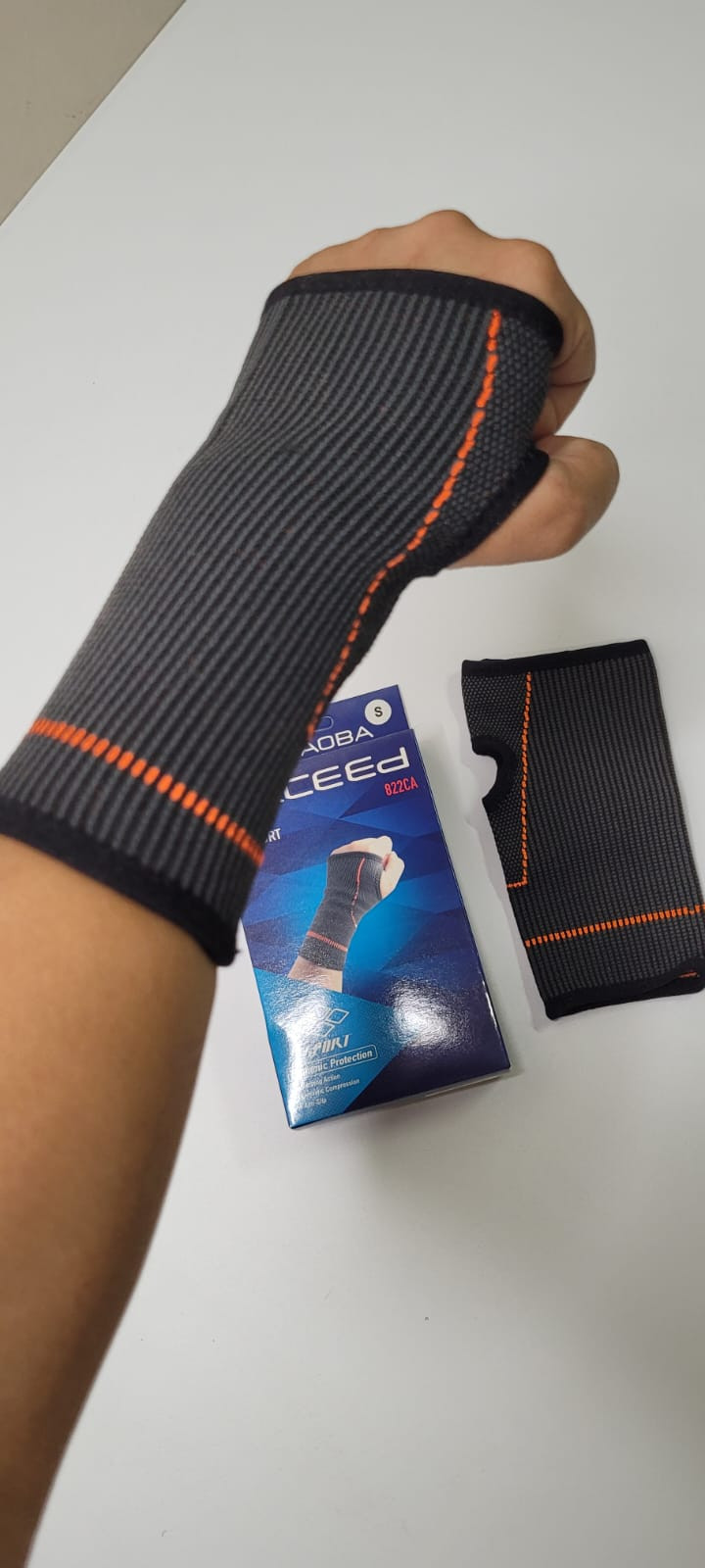 Miniatura 4 de FAJA MUÑEQUERA SENCILLA